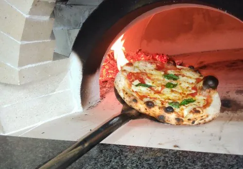Pizzeria&Cafe WAKUWAKU 菅浜ふるさと茶屋 1