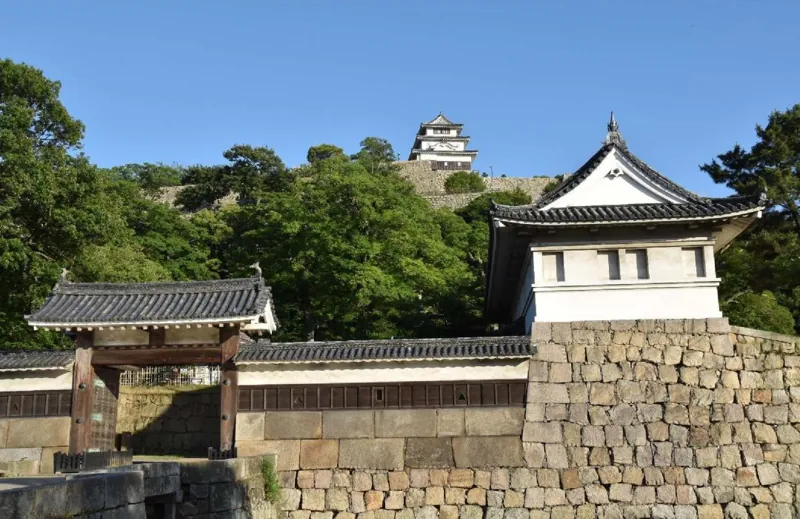 丸亀城 2