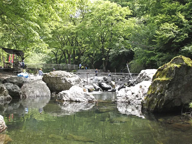 あしがくぼ渓谷国際釣場
