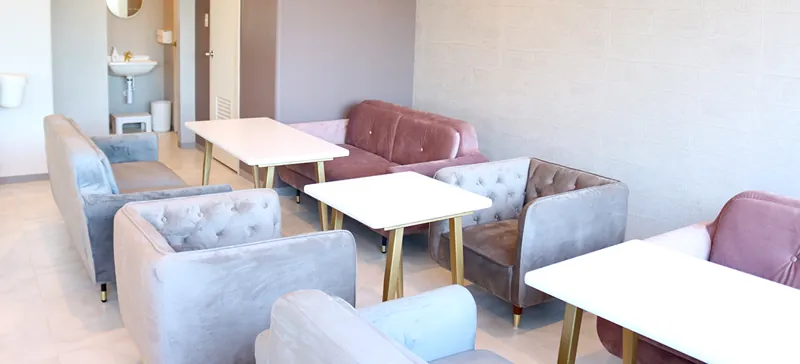 CAFE YURUBI (カフェユルビ)