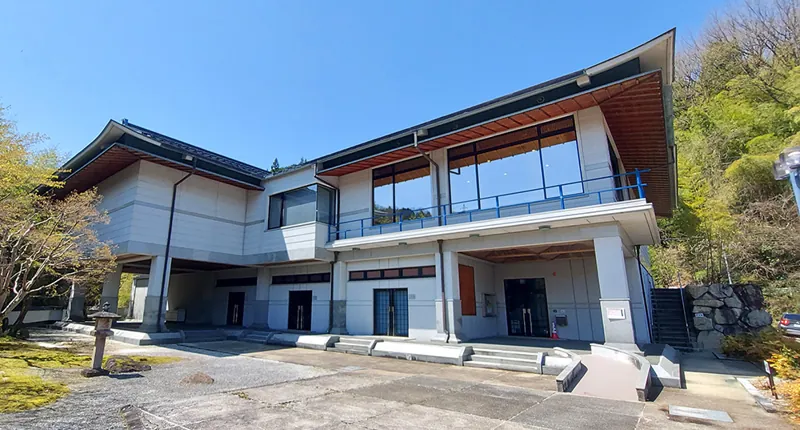 新見美術館 2