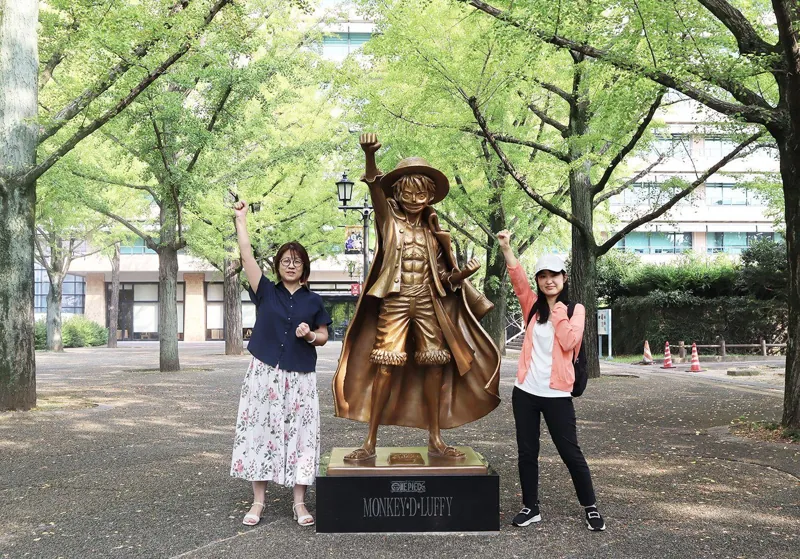 モンキー・D・ルフィ像