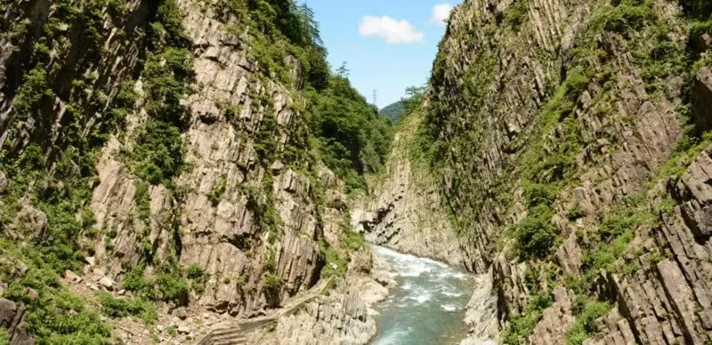 清津峡
