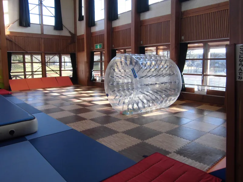 大島中央公園 屋内遊具場 遊ぼ〜館