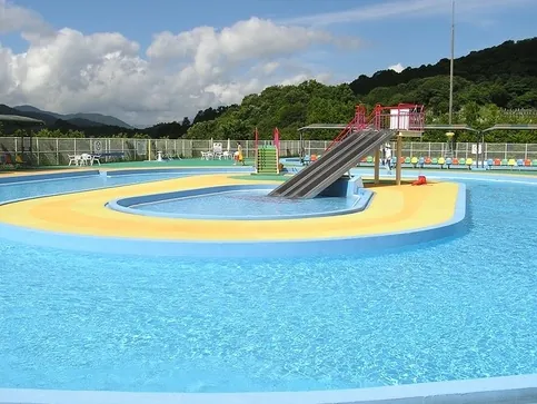 伊勢市やすらぎ公園プール