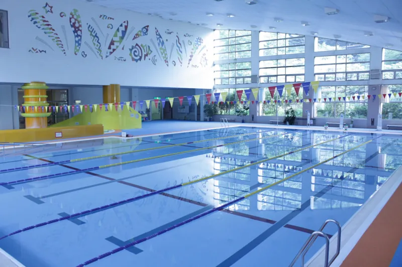 横須賀サブアリーナ温水プール