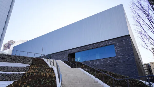 川口市立美術館