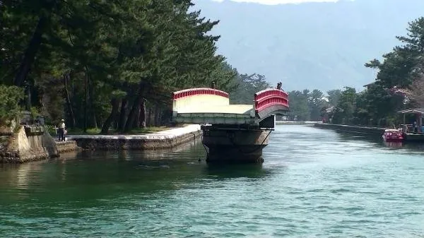 廻旋橋(小天橋) 1