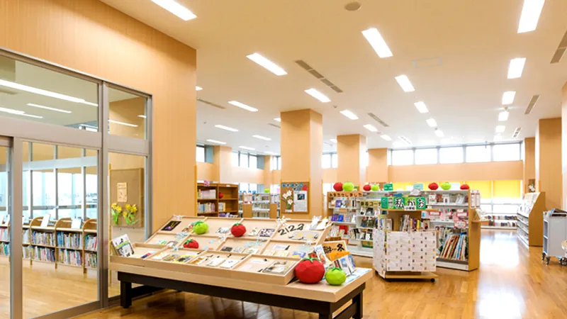 木曽岬町立図書館