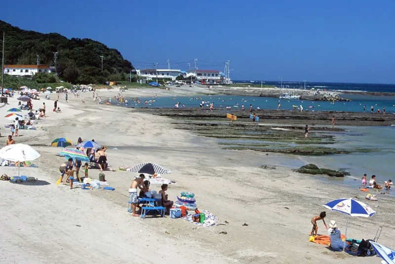 和歌山県白浜町江津良海水浴場 3
