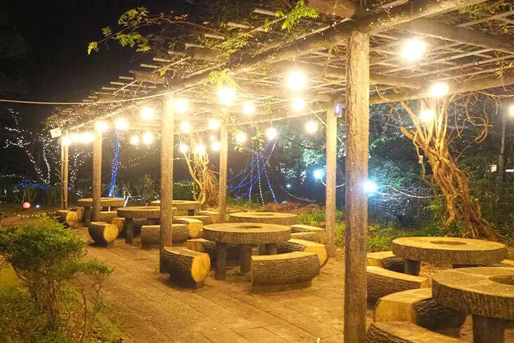 ホテル龍登園 屋外プール 2