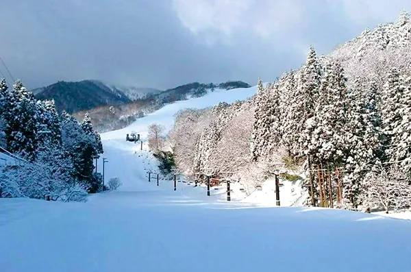 万場スキー場