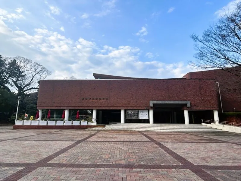 豊橋市美術博物館