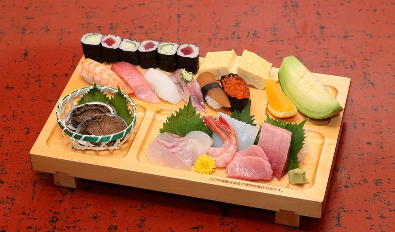 ひょうたん寿司 伊豆長岡本店 2