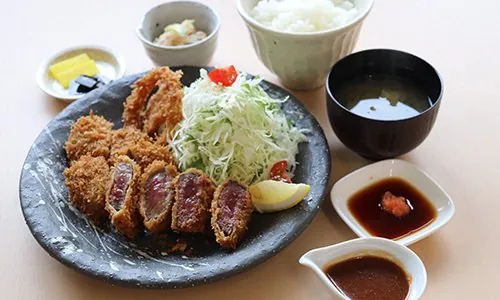 御食事処 楽 2