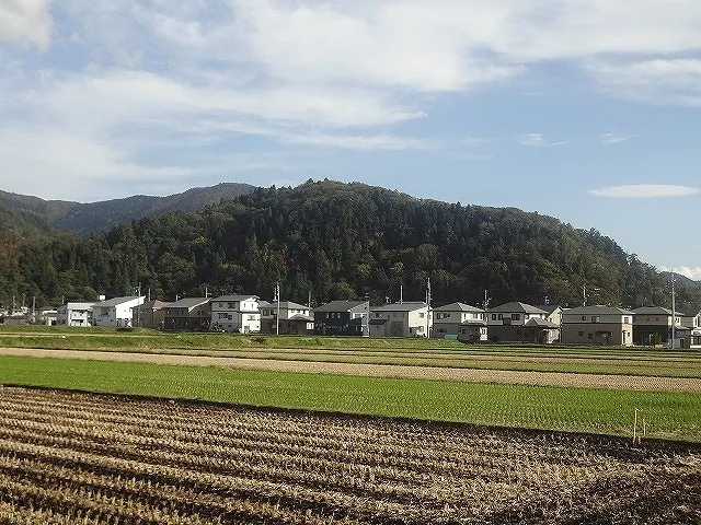 楯山