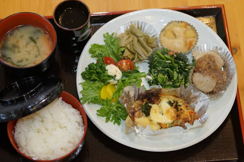 憩いの広場 やまびこカフェ