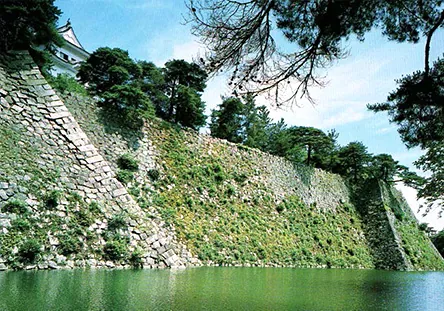 伊賀上野城