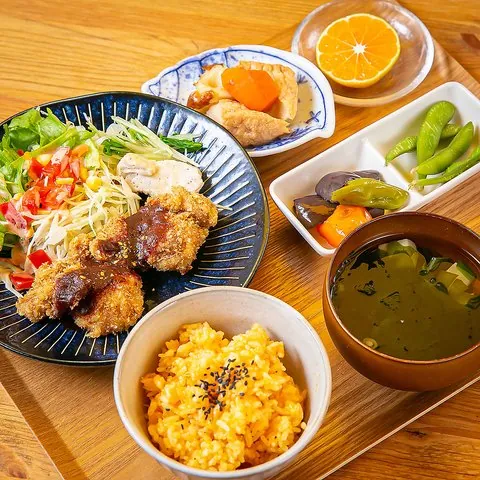 ごはんとカフェ HANA 1