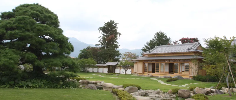根津記念館