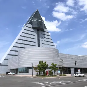 青森県観光物産館アスパム