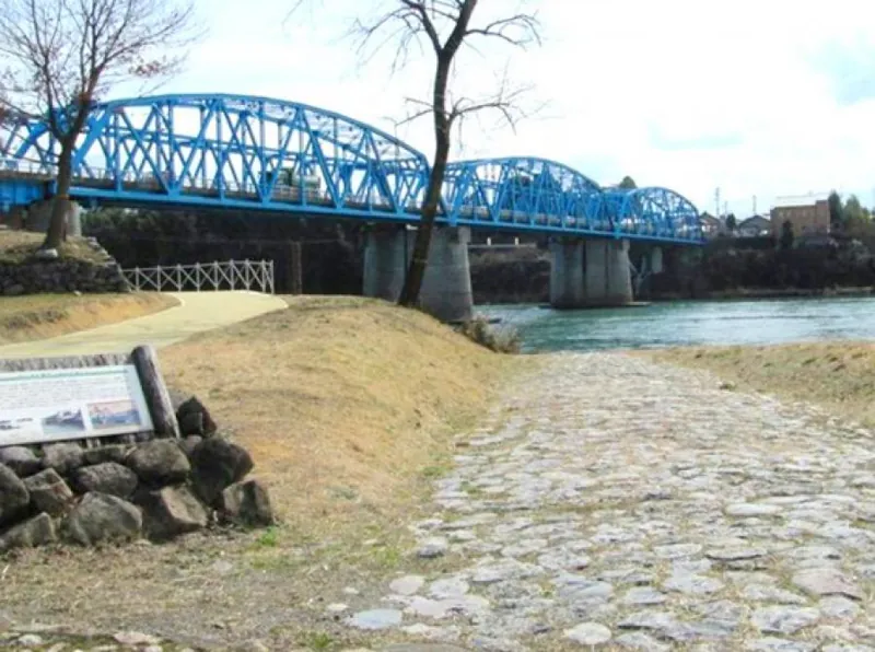化石林公園
