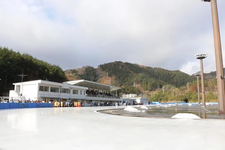 磐梯熱海スポーツパーク アイススケート場
