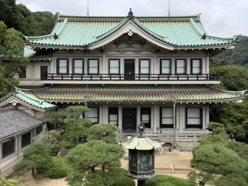 白鶴美術館