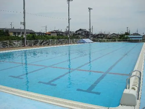 安茂里市民プール