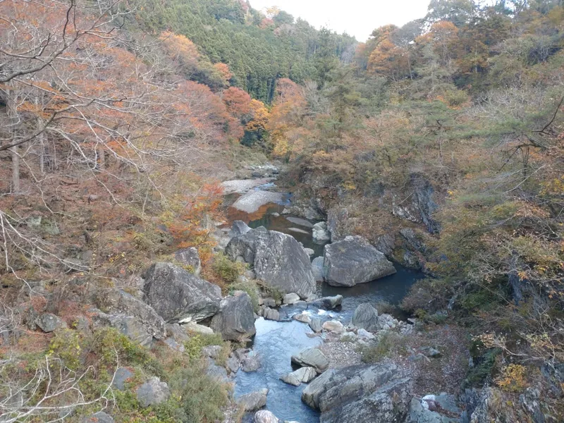 三波石峡