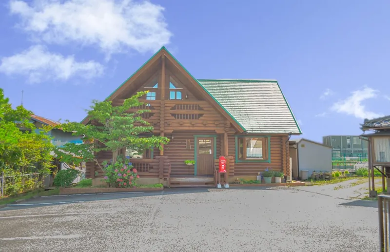 Wood Cafe 人と木 1