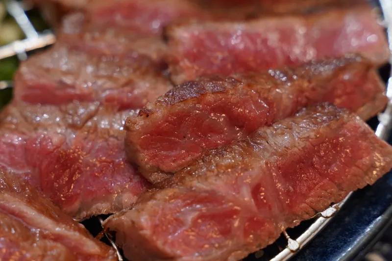 予約制 肉や食堂 in へんざ
