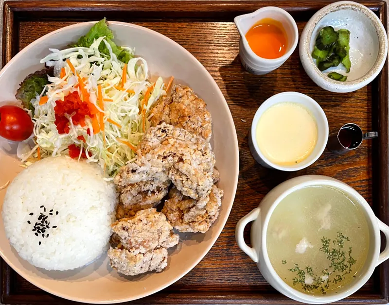 mimi hana カフェ