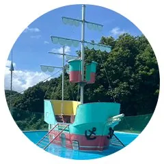 森とリスの遊園地 メルヘン村 2
