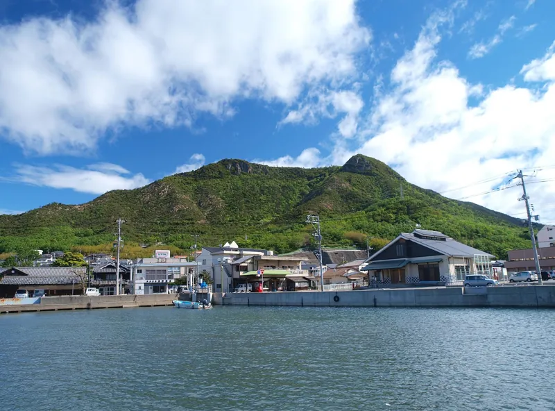 皇踏山