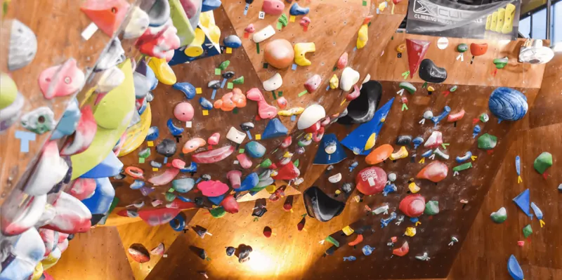 HEADROCK CLIMBING GYM