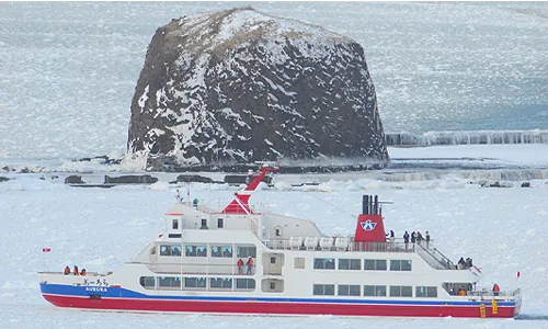 網走流氷観光砕氷船 おーろら