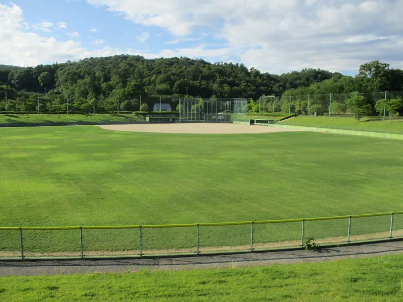 日応寺自然の森スポーツ広場