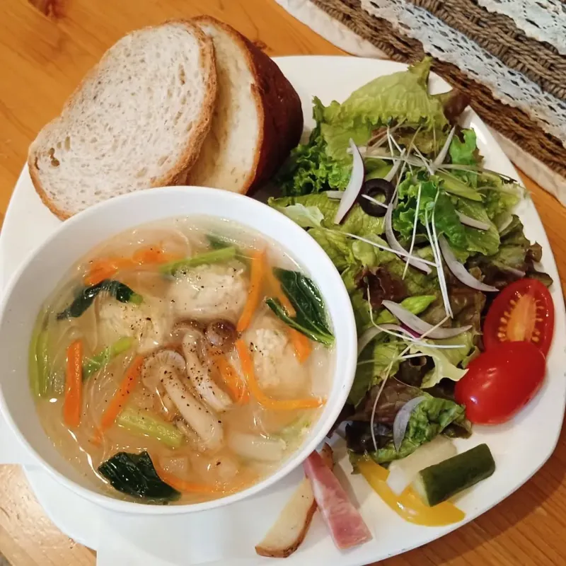 ガーデンカフェボヌール 1