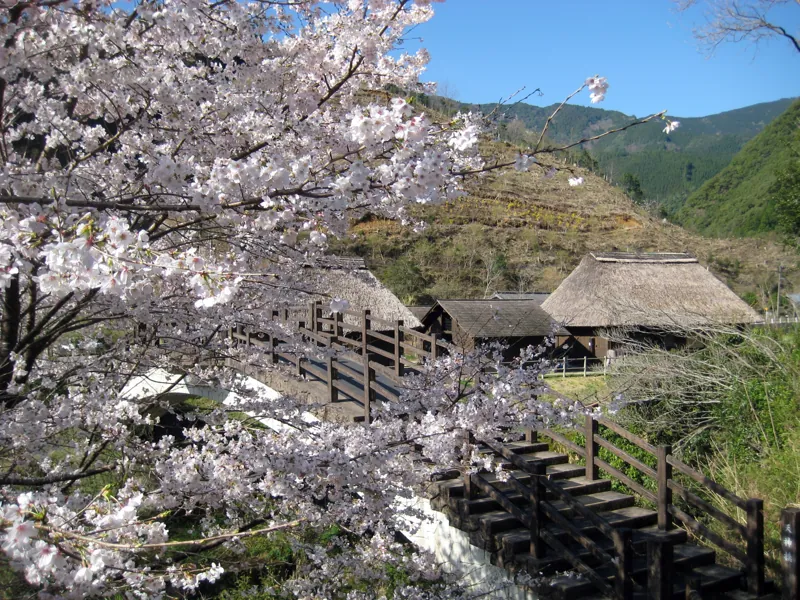 おがわ作小屋村