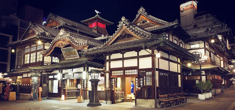 道後温泉本館