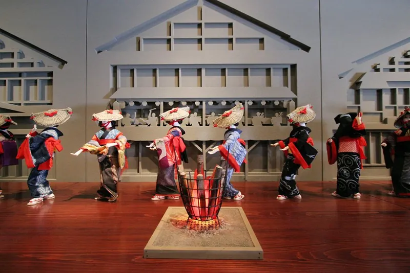 西馬音内盆踊り会館 3