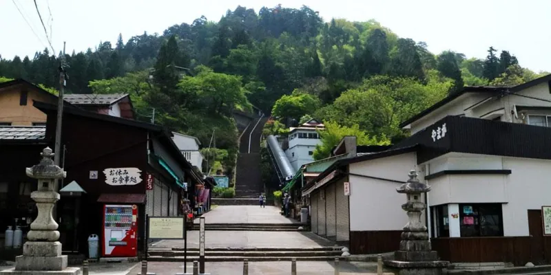 飯盛山（会津若松）