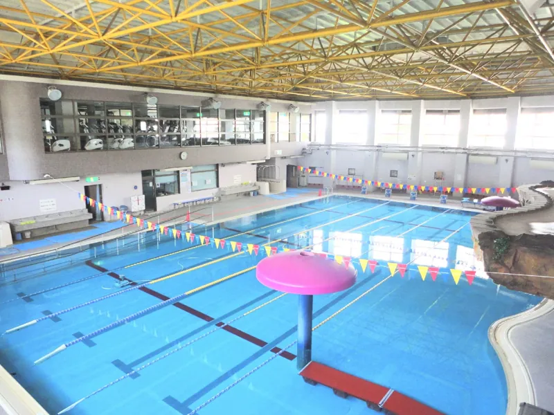 和泉市温水プール サン燦プール