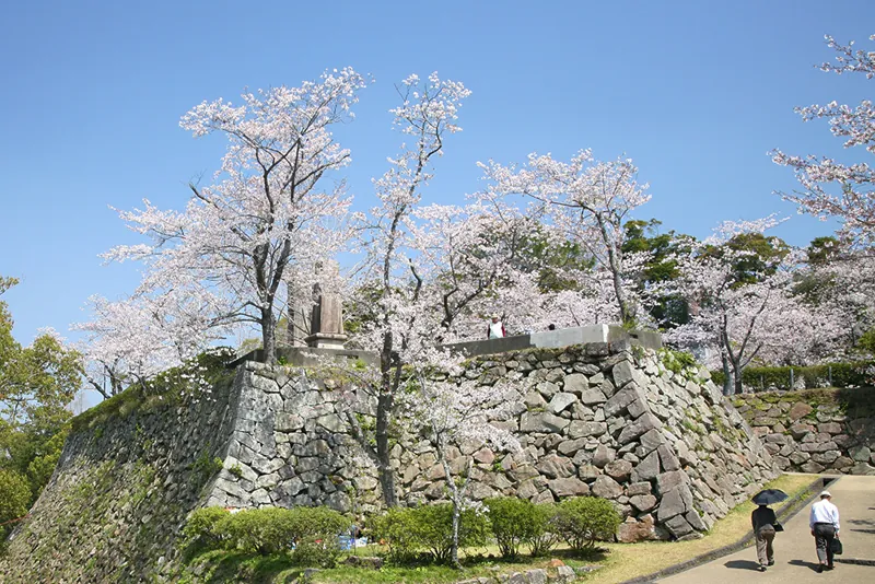 延岡城跡・城山公園