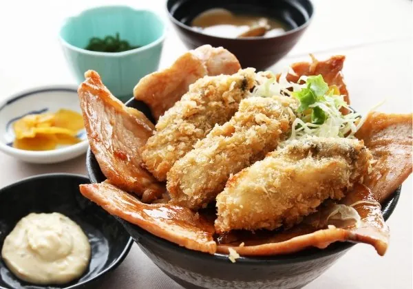 オイスターカフェ（道の駅厚岸グルメパーク） 1