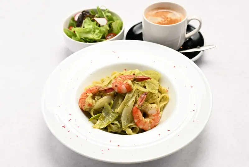 dining cafe CLE 1