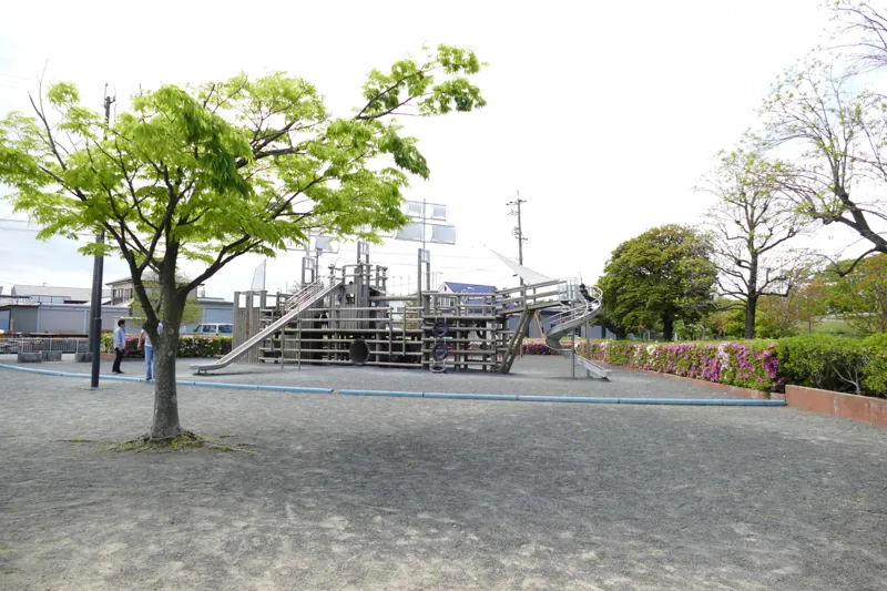 八楠公園