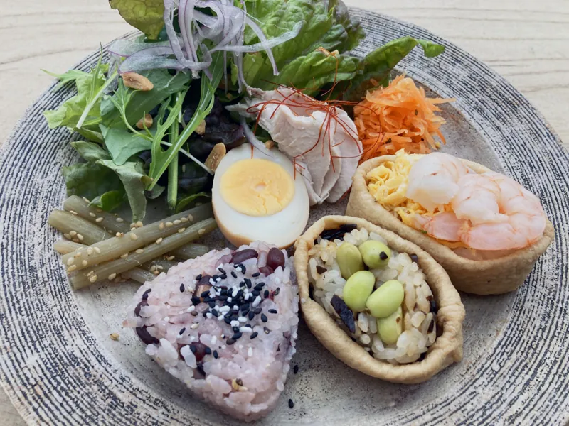 カフェしずく（合同会社いること）
