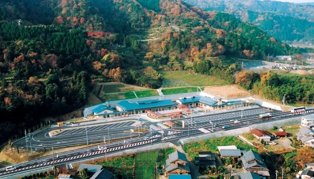 道の駅 月見の里 南濃